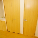 キッチン横　収納