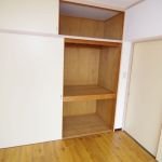 東洋室　収納 (寝室)