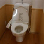 トイレ (風呂)